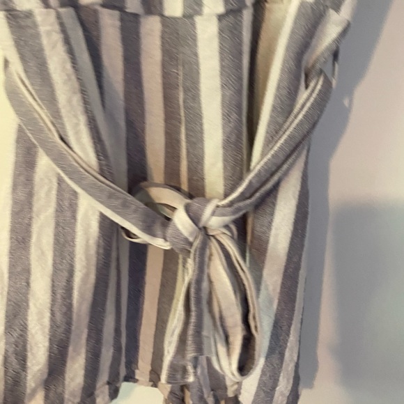 Cute front tie dynamite romper - Picture 4 of 5